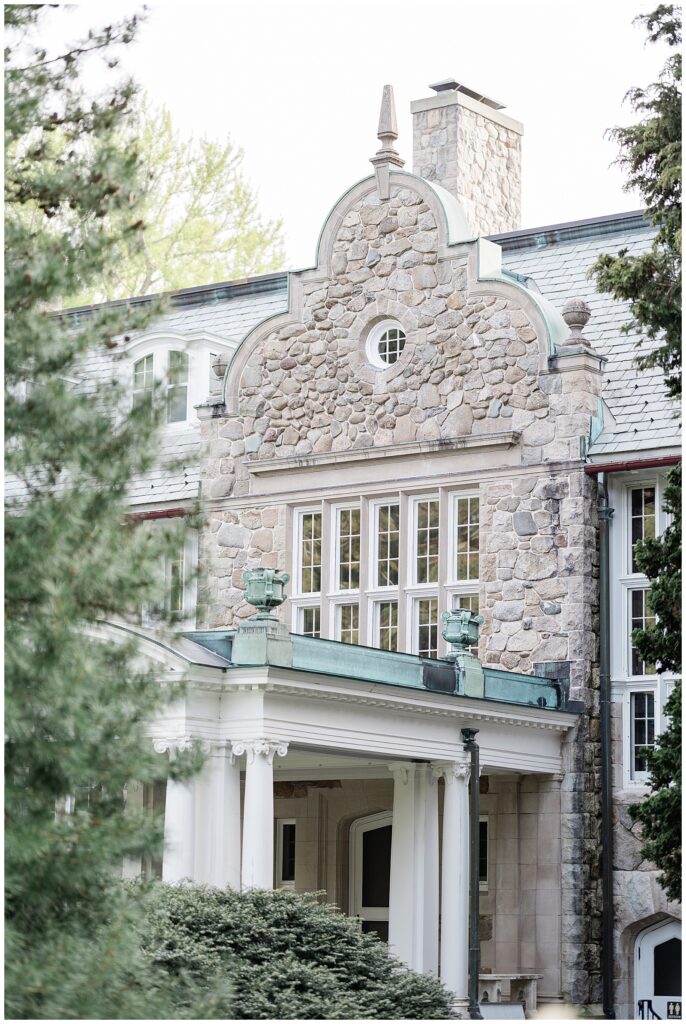 Entrance to Blithewold Mansion, a wedding venue in Bristol Rhode Island.