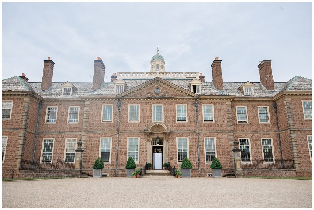 The Crane Estate is a mansion wedding venue in Ipswich, Massachusetts.