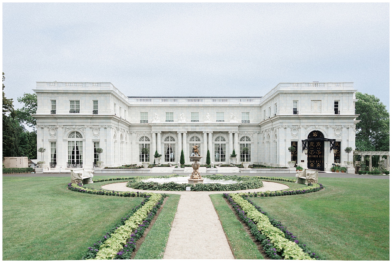 Rosecliff mansion wedding in Newport, Rhode Island