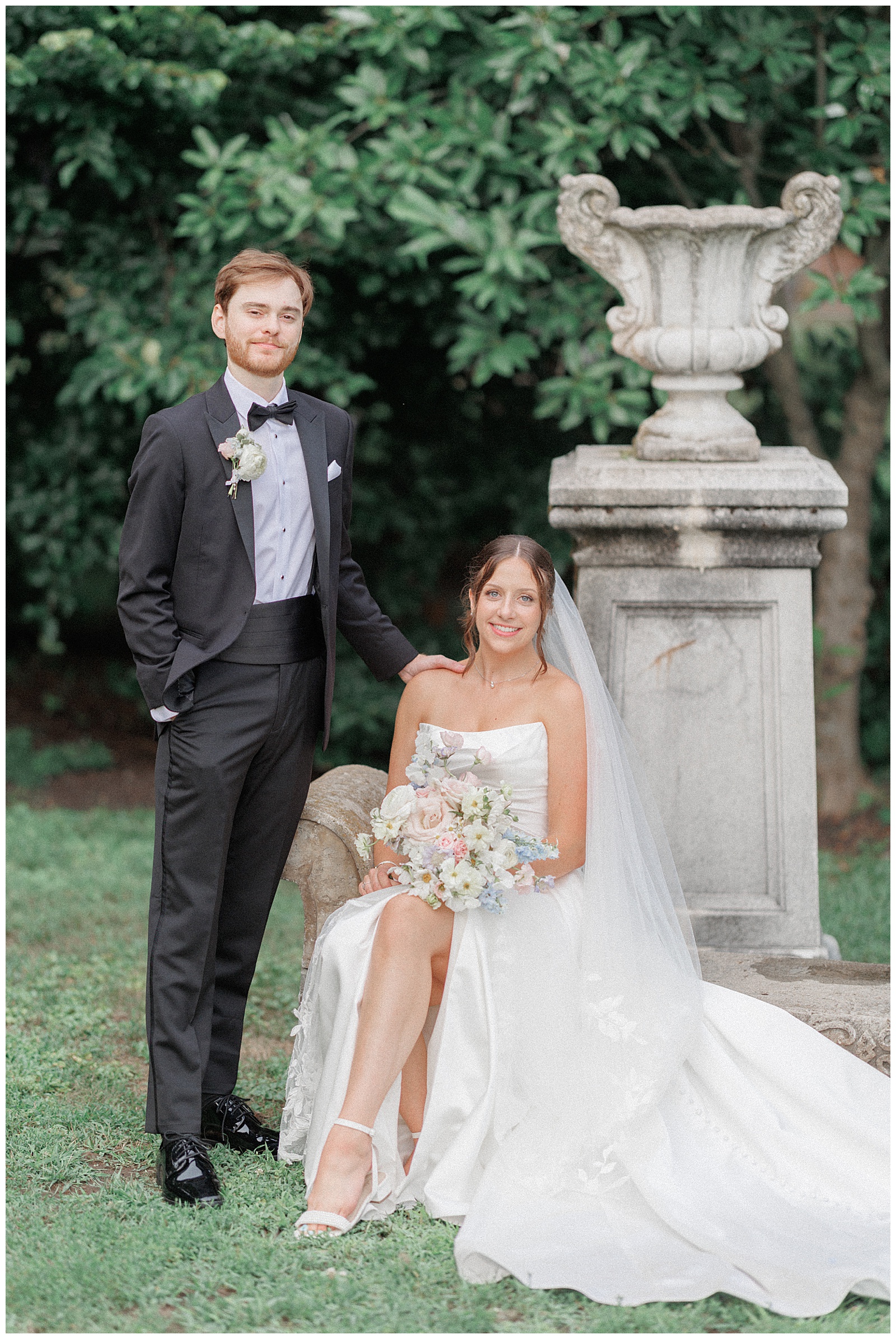 Bride and groom get married at the Gardens at Elm Bank in Wellesley, MA.